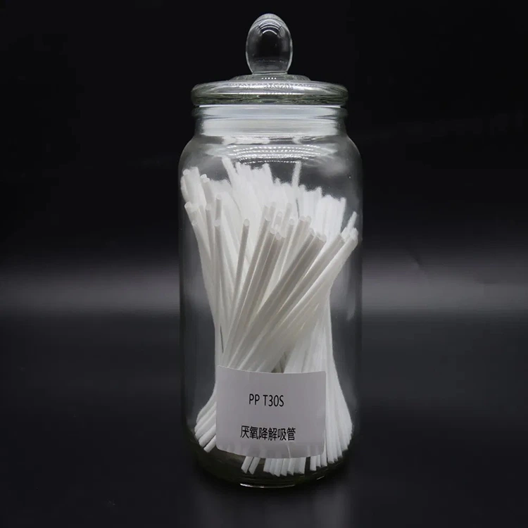 Wegwerpbare plastic rietjes van voedingskwaliteit